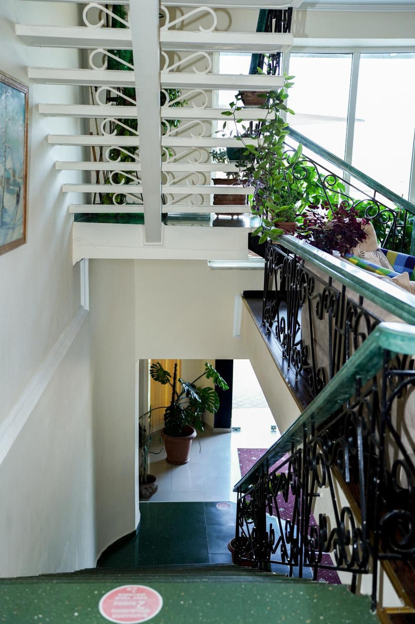 Europa Hotel-Kutaisi Ngoại thất bức ảnh