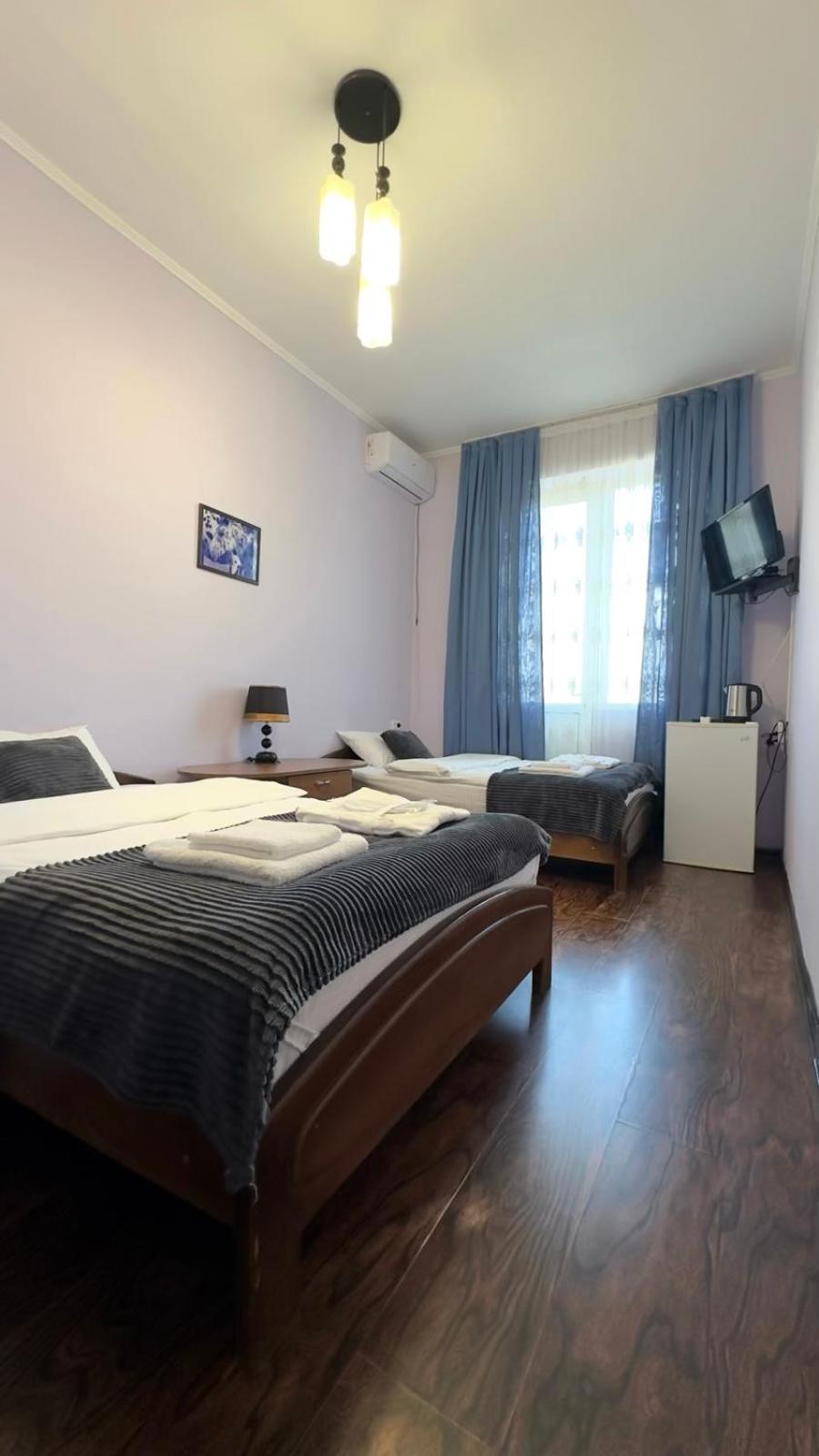 Europa Hotel-Kutaisi Ngoại thất bức ảnh