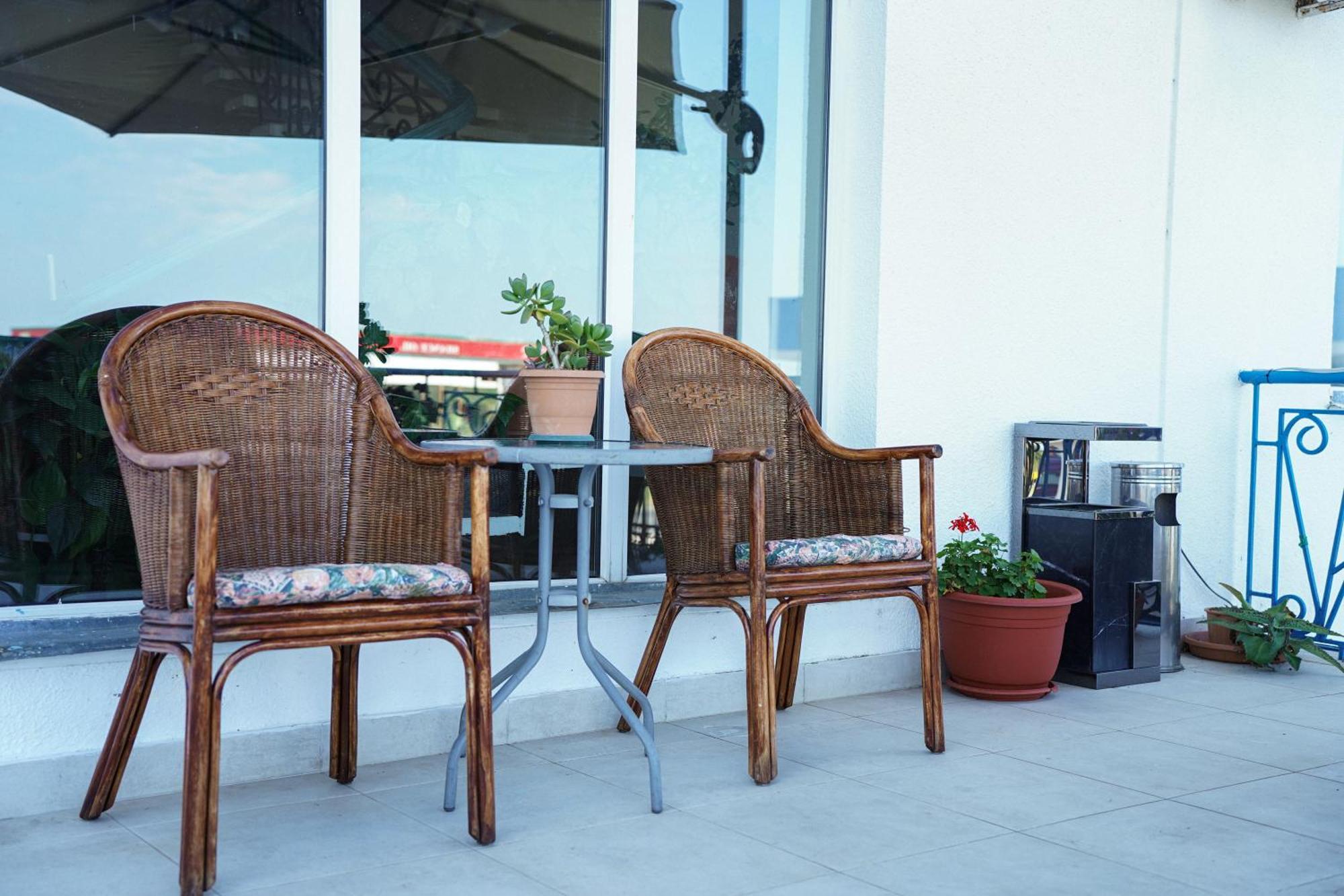 Europa Hotel-Kutaisi Ngoại thất bức ảnh
