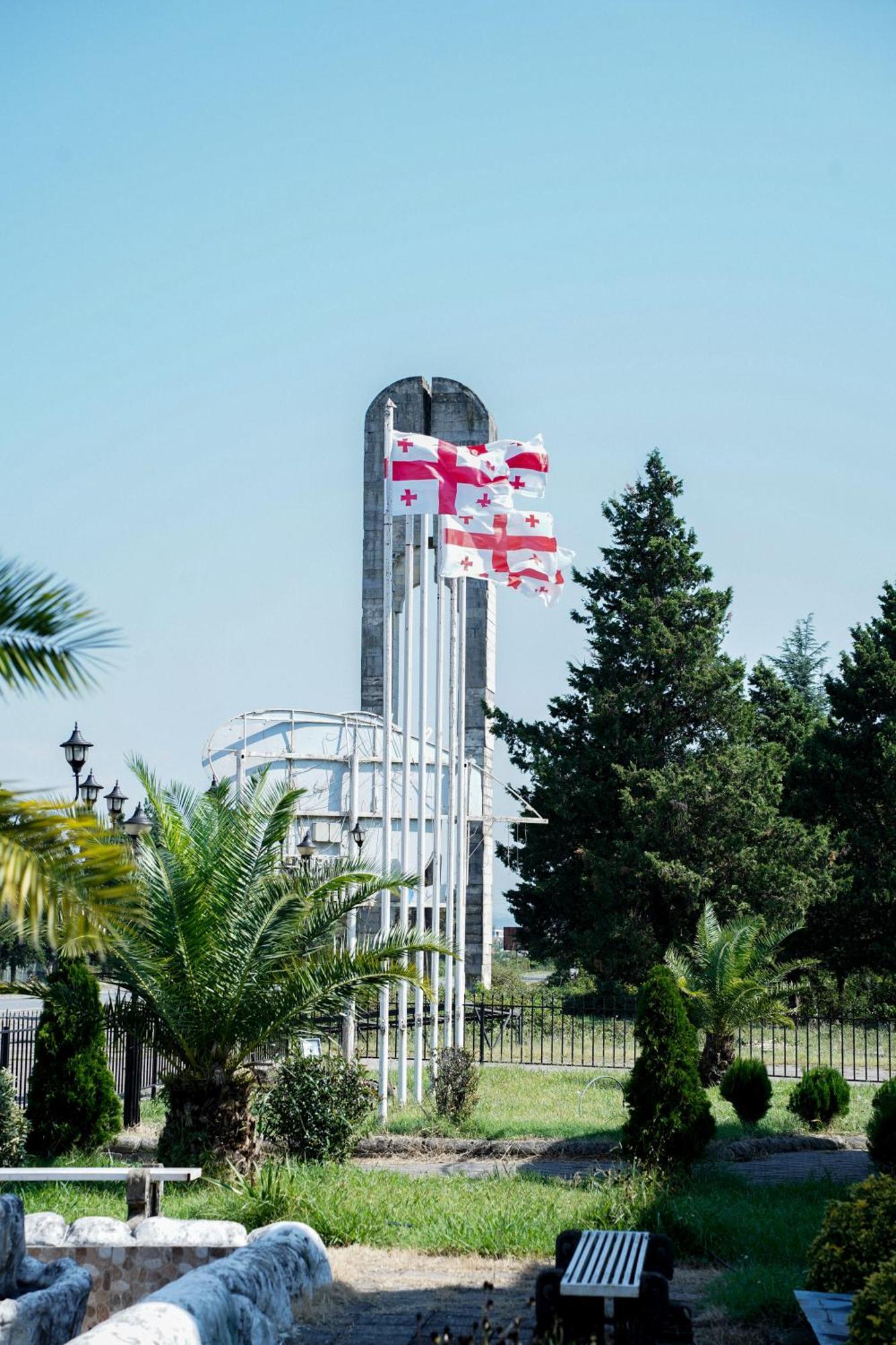 Europa Hotel-Kutaisi Ngoại thất bức ảnh