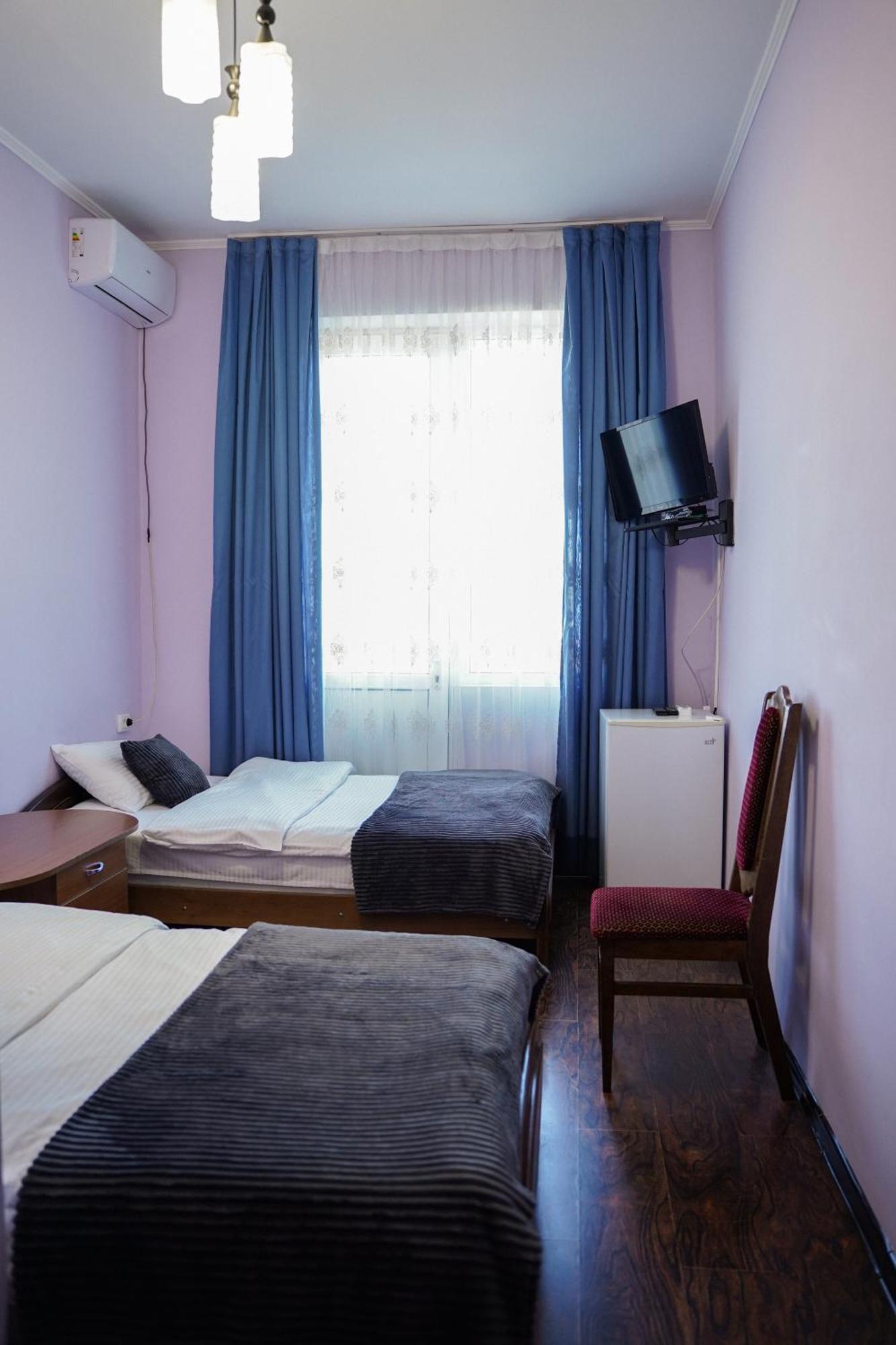 Europa Hotel-Kutaisi Ngoại thất bức ảnh