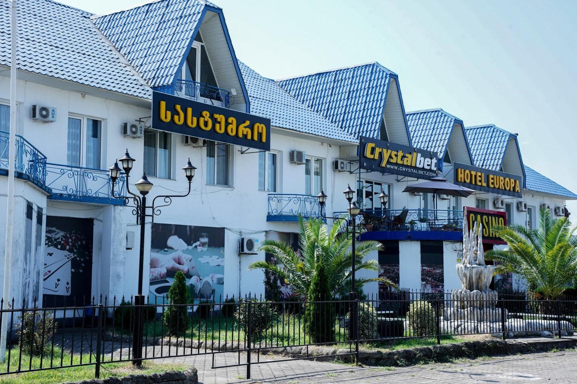 Europa Hotel-Kutaisi Ngoại thất bức ảnh